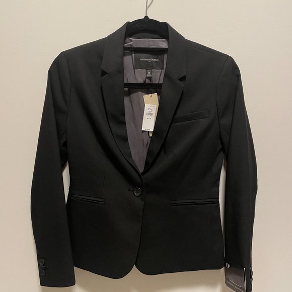 Banana Republic Jackets & Blazers - Banana Republic Black Professional Suit coat/ Blazer/ Jacket, Size 0 Petite